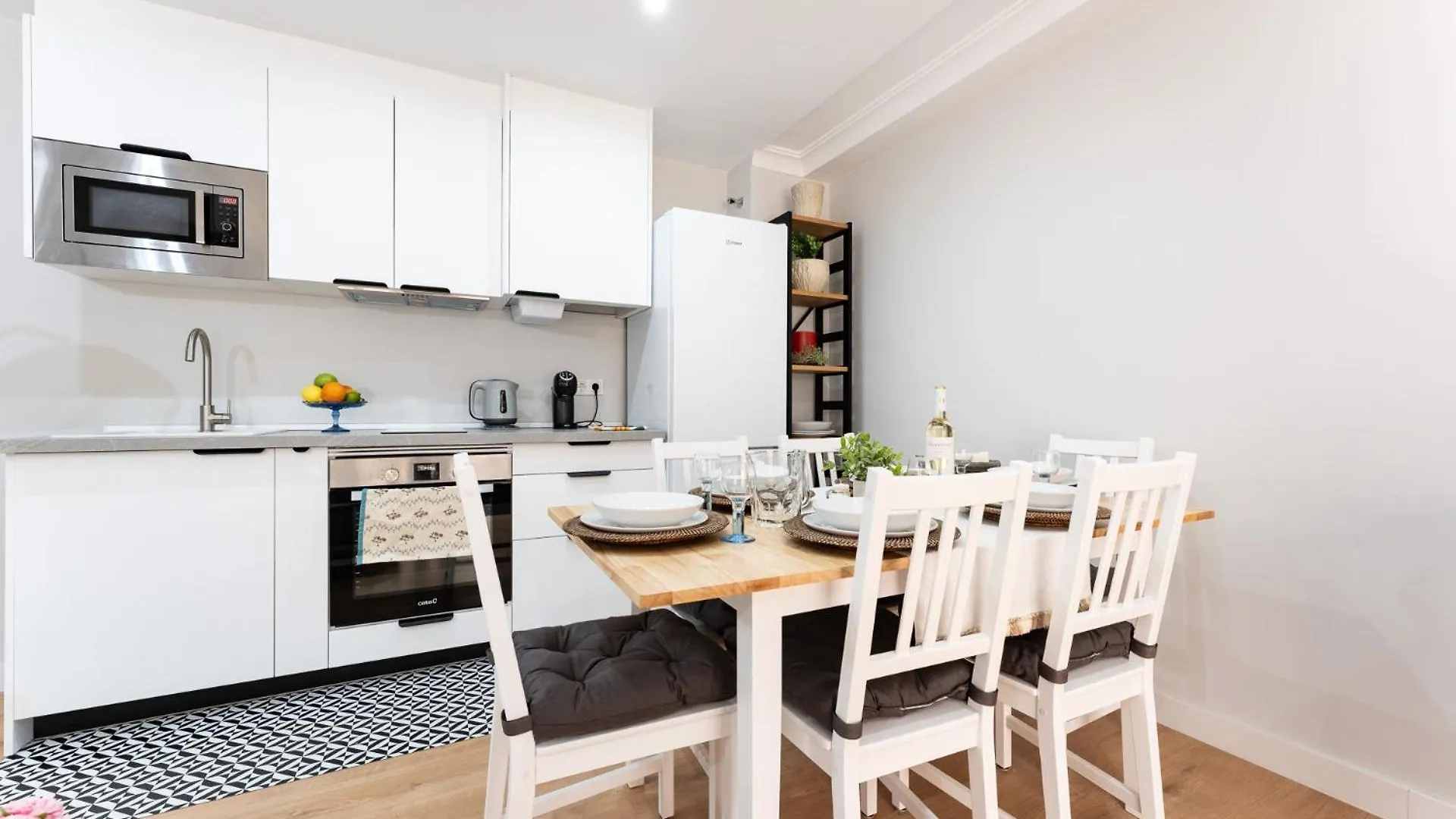 Malagasuite Niza II Fuengirola Apartment